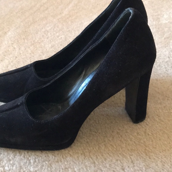 💕HP💕 Prada black suede high pumps Euro 37 1/2 - Picture 3 of 8